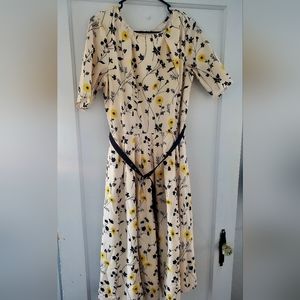 Vintage floral dress WITH POCKETS, 40s style M-L